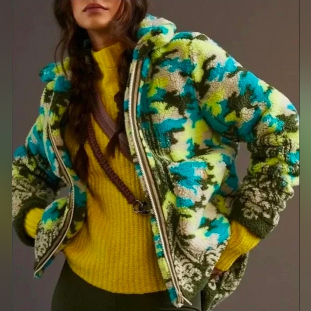 Anthropologie Pilcro Camo Sherpa Jacket Fleece Teddy Mountain Camouflage SZ M